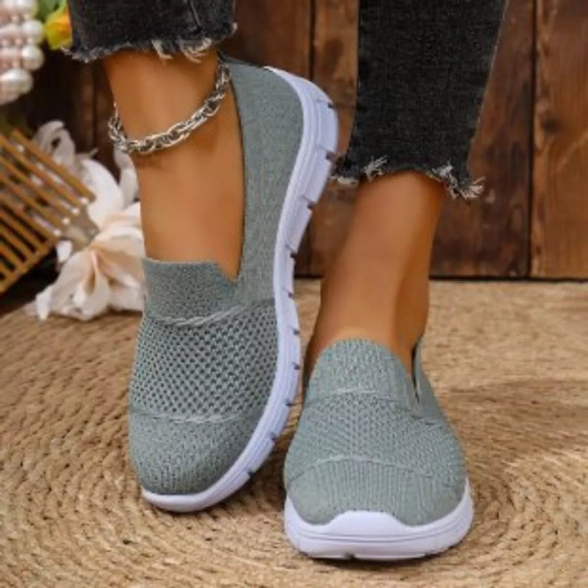 Round Toe Flats Slip-Ons