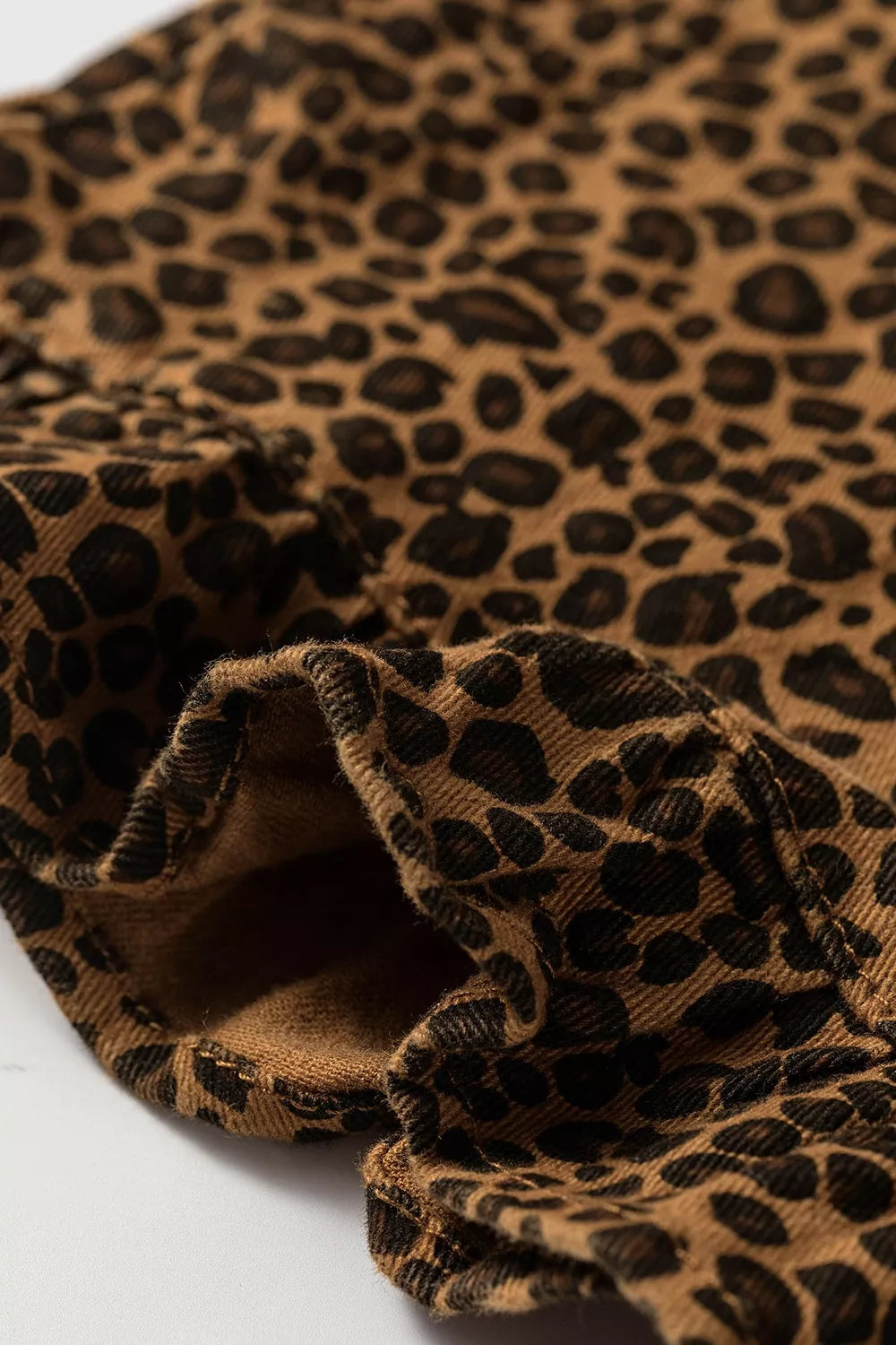 Leopard Print Ruffled Hem Shift Jeans
