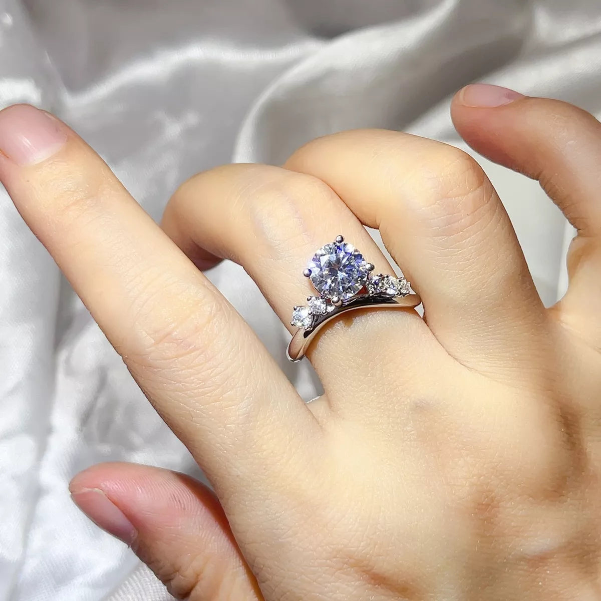 2 Carat 925 Sterling Silver Moissanite Ring