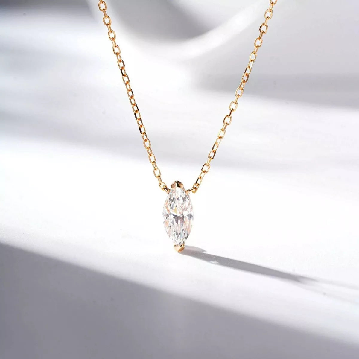 925 Sterling Silver Zircon Teardrop Necklace
