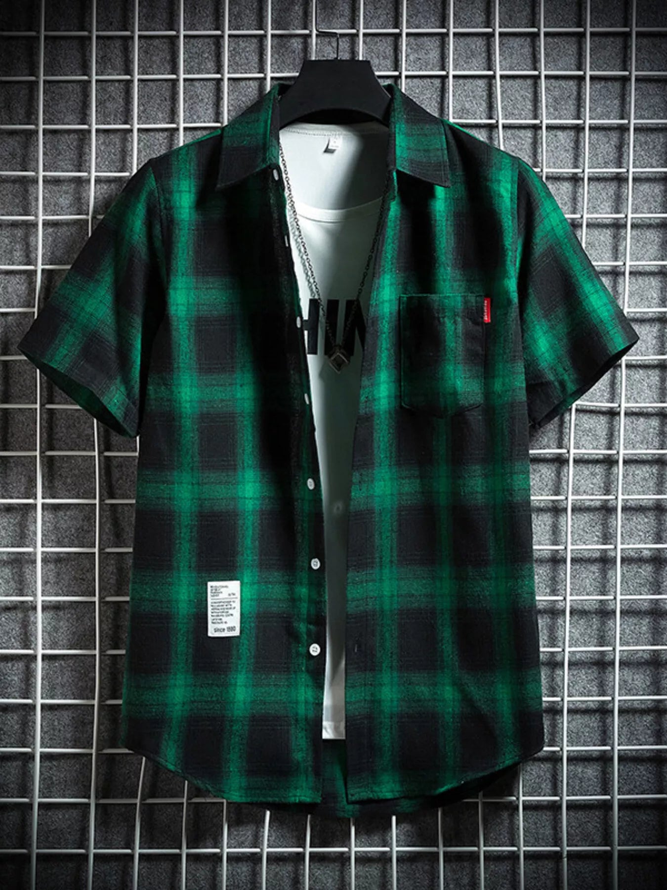 Men's Plus Size Plaid Button Up Short-Sleeve Shirt