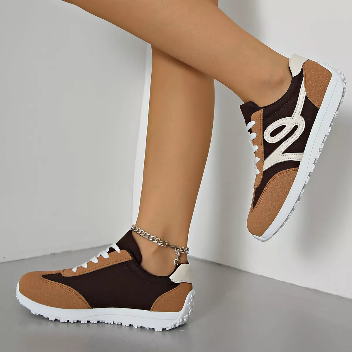 Casual Lace-Up Contrast Sneakers
