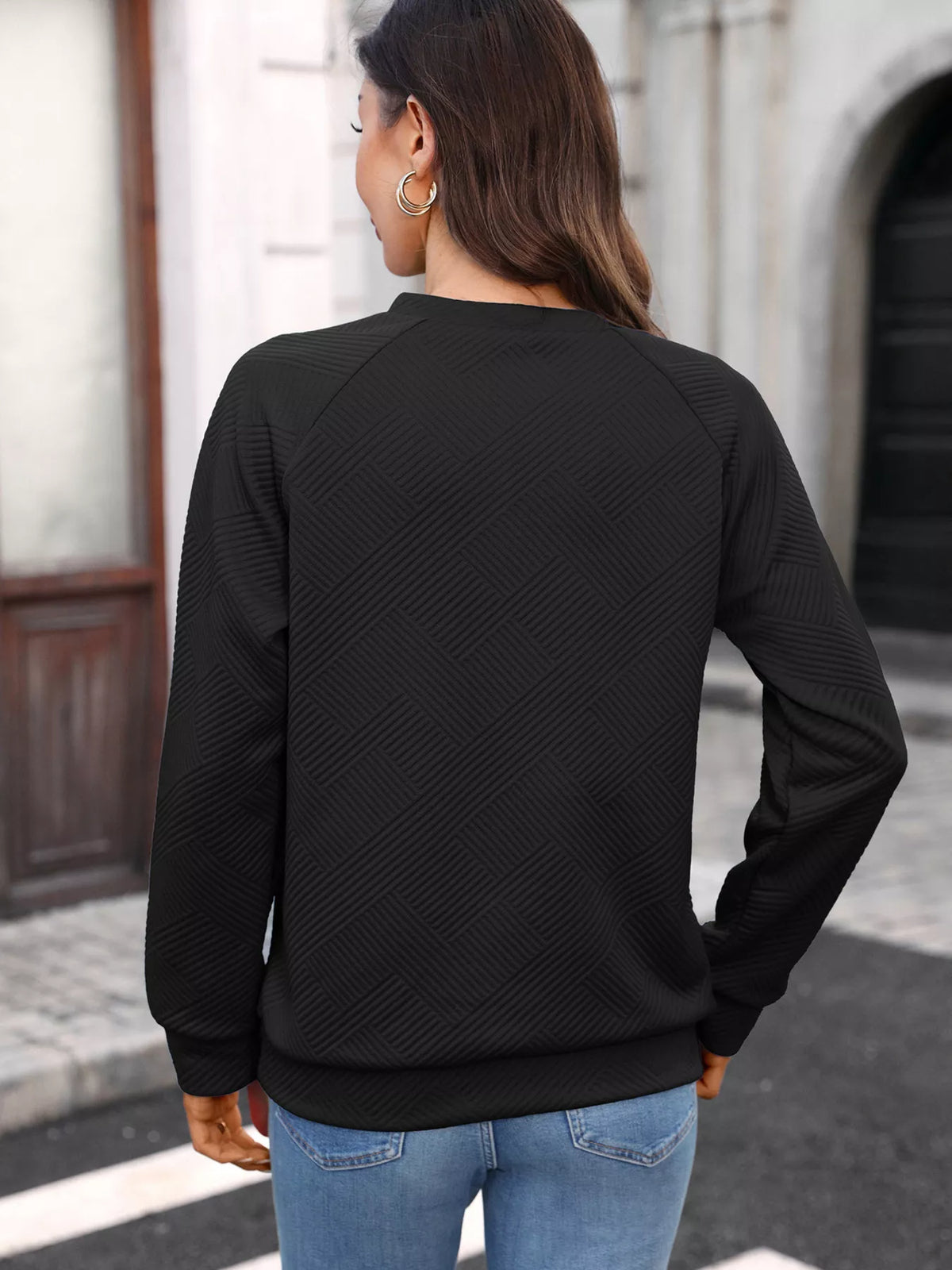 Textured Notched Long Sleeve Sweatshirt
