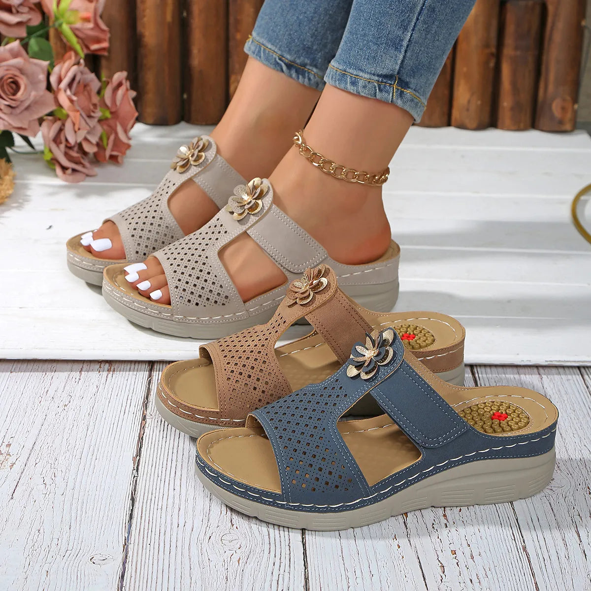 Flower Hollow-Out Wedge Sandals