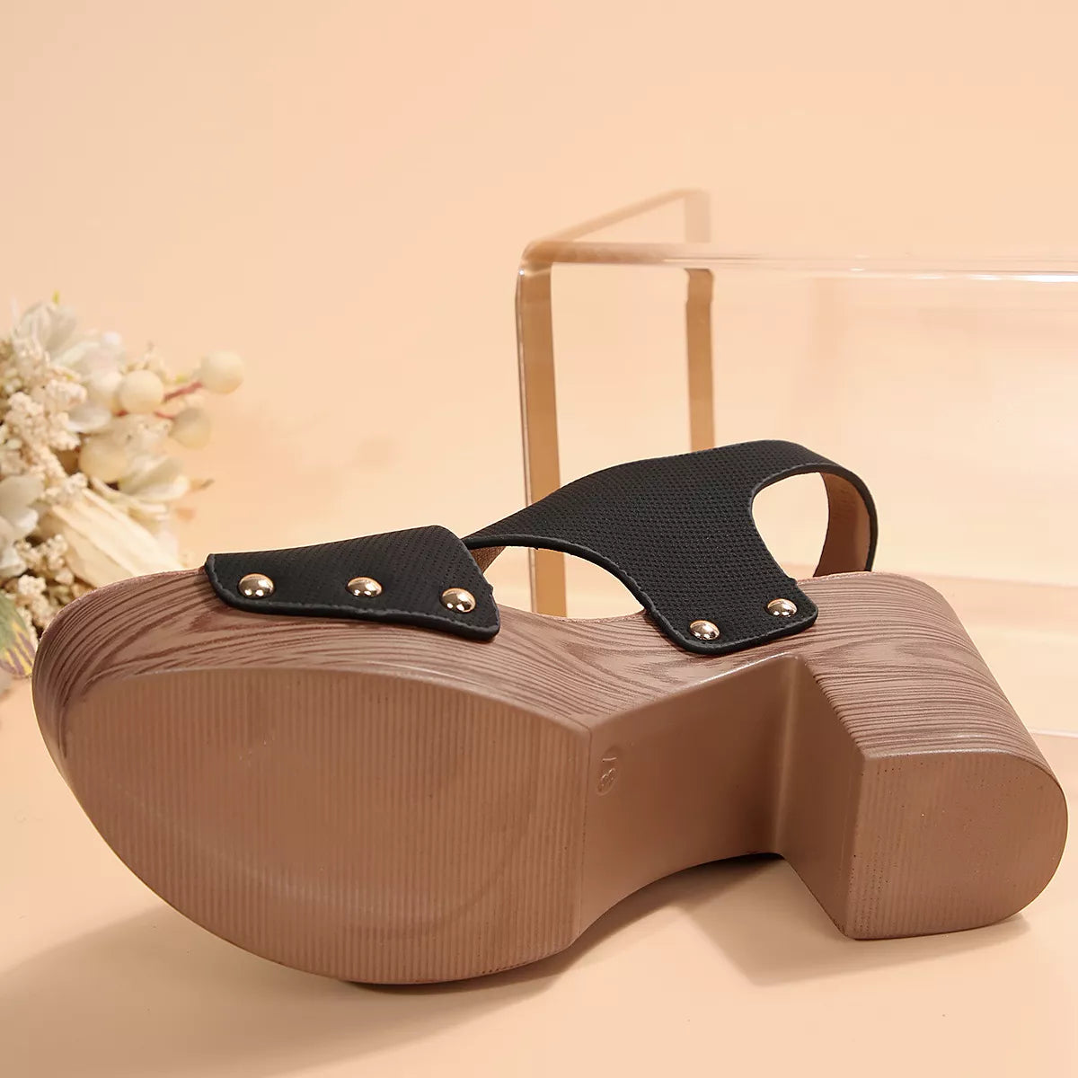 Crisscross Block Heels Sandals