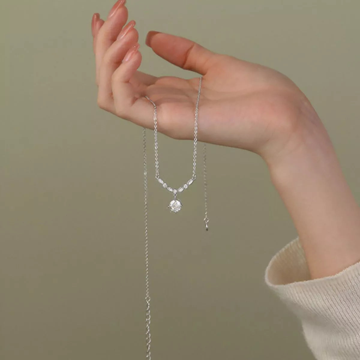 925 Sterling Silver Zircon Pendant Necklace