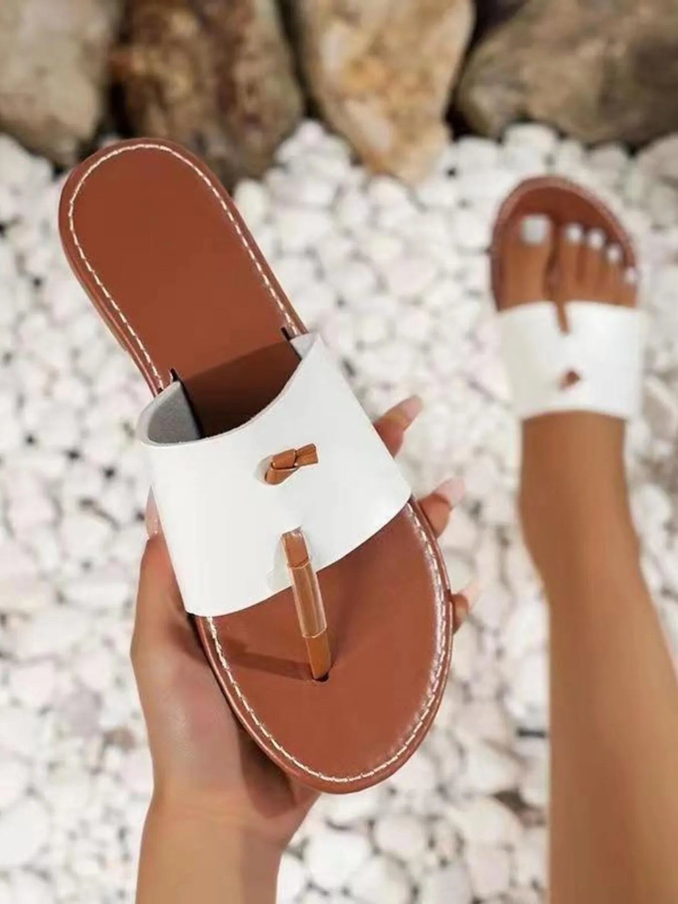 Toe Post Flats Sandals