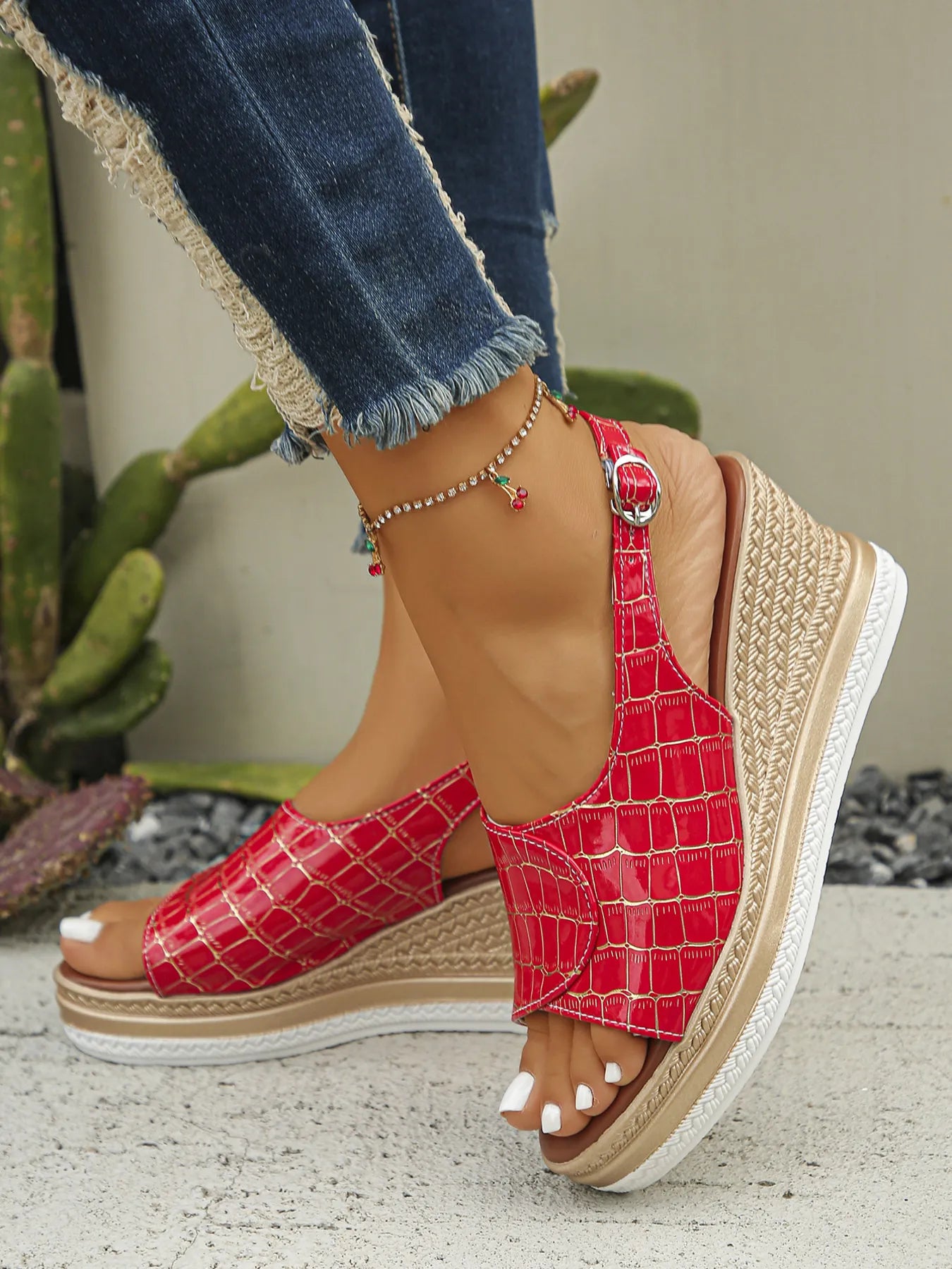 Crocodile Pattern Platform Wedge Sandals