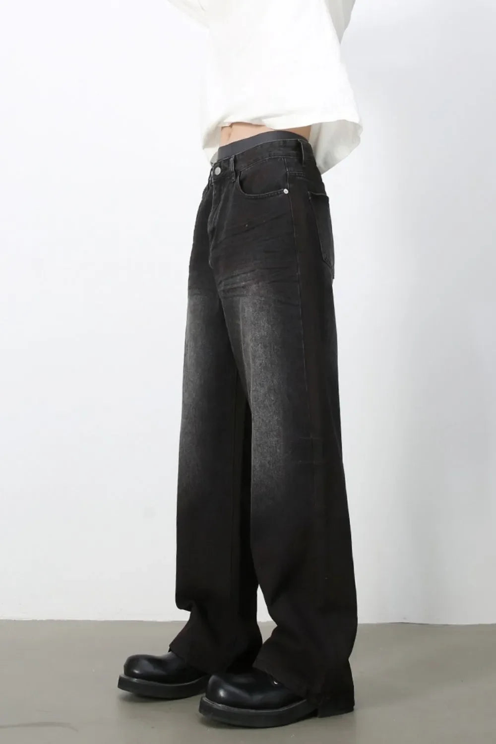 Men's Loose Fit Jeans with Pockets