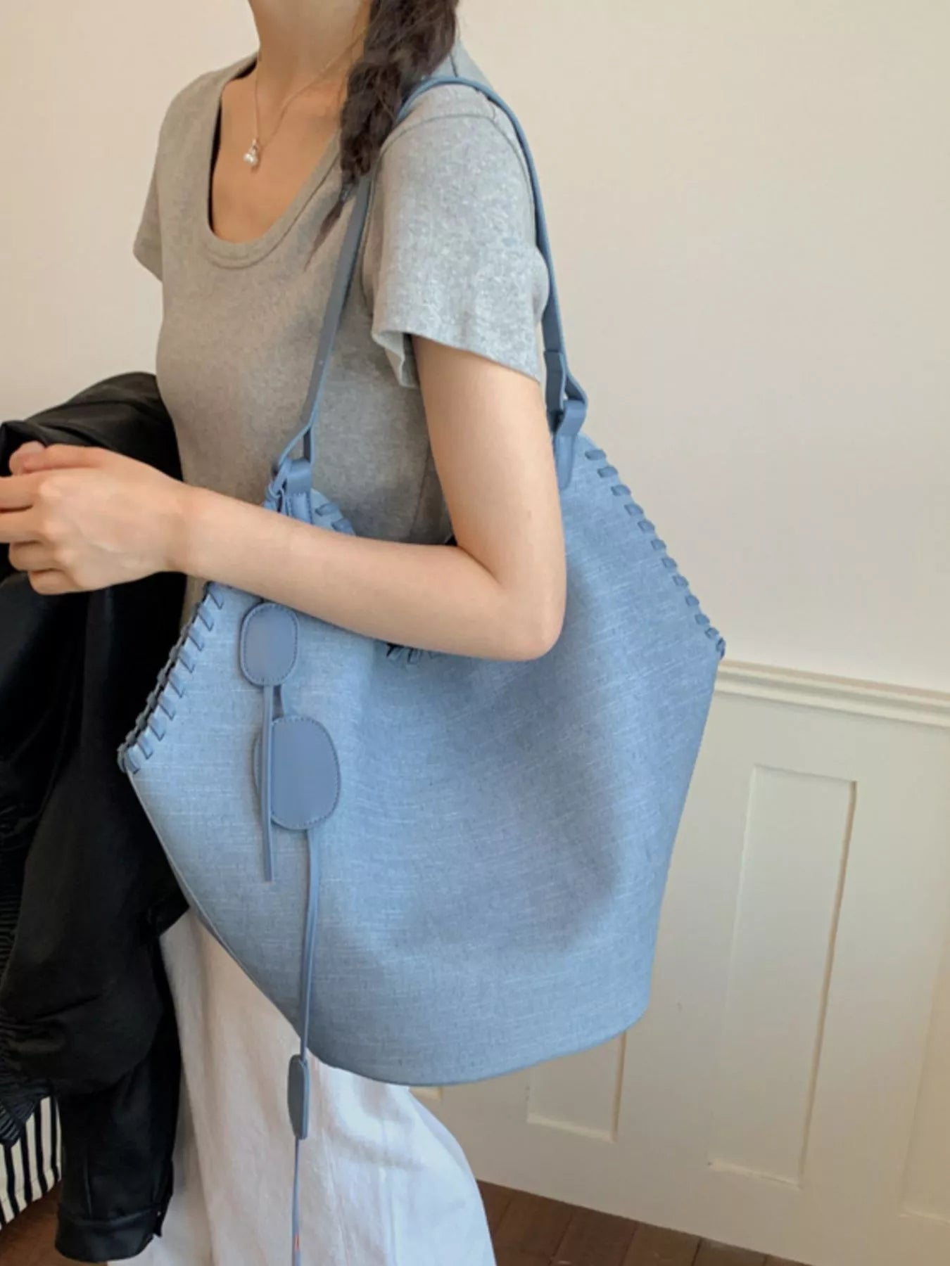 Casual Large Capacity Shoulder Bag