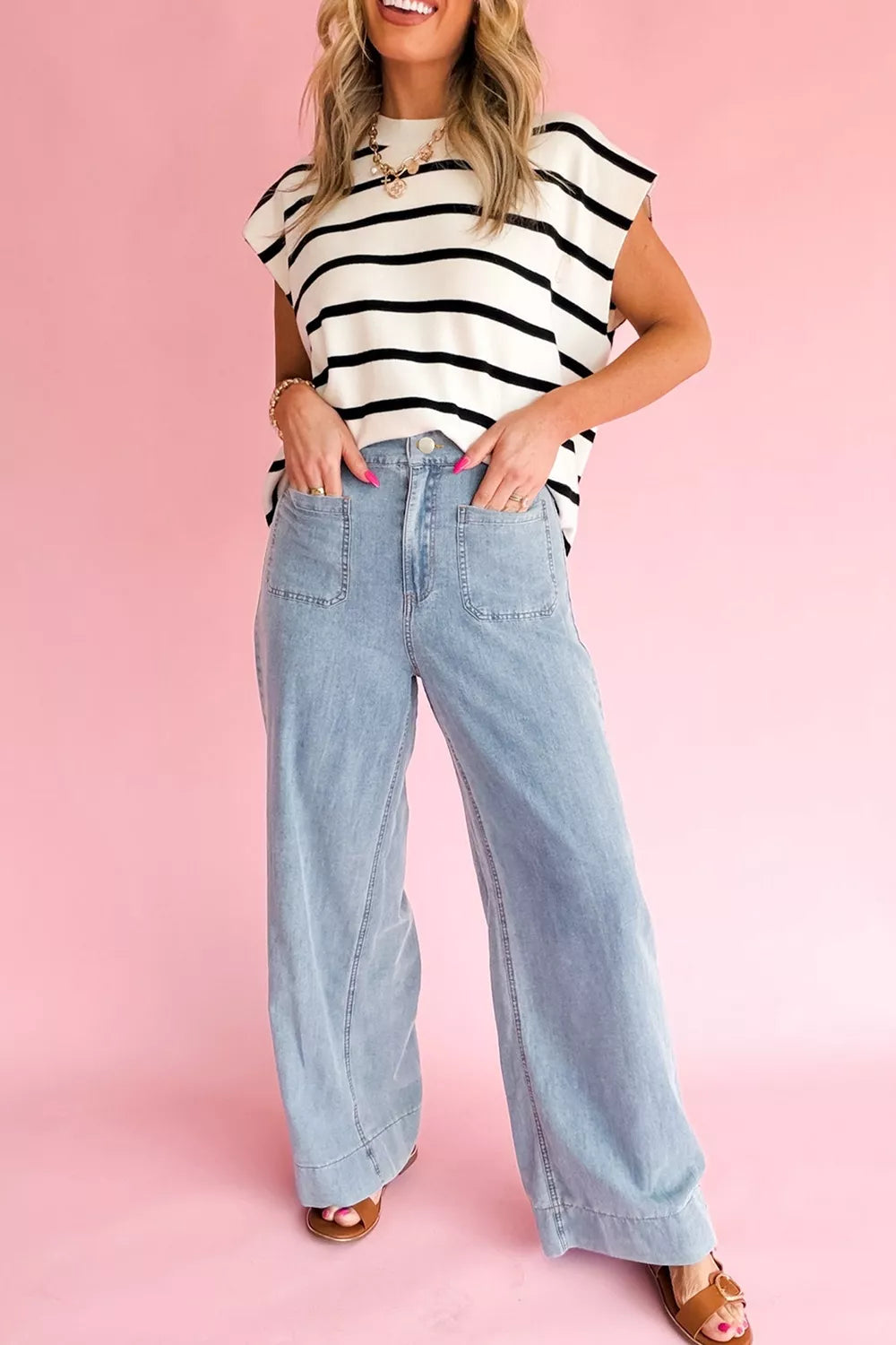 Solid Full-Length Regular Pocket Detail Jeans
