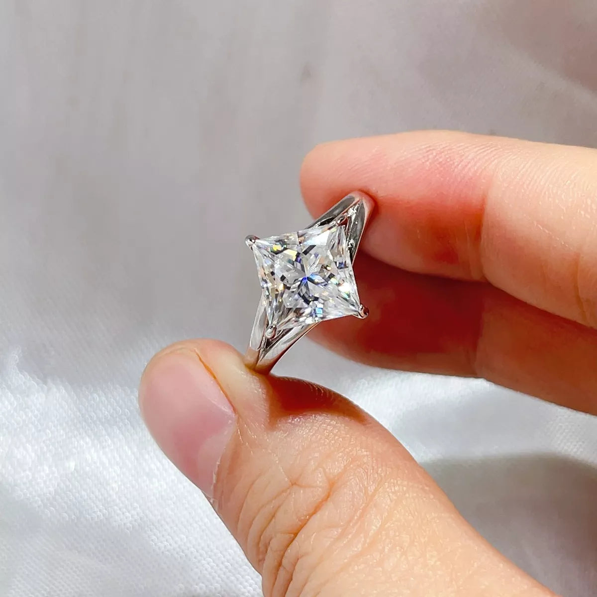 3 Carat 925 Sterling Silver Moissanite Ring