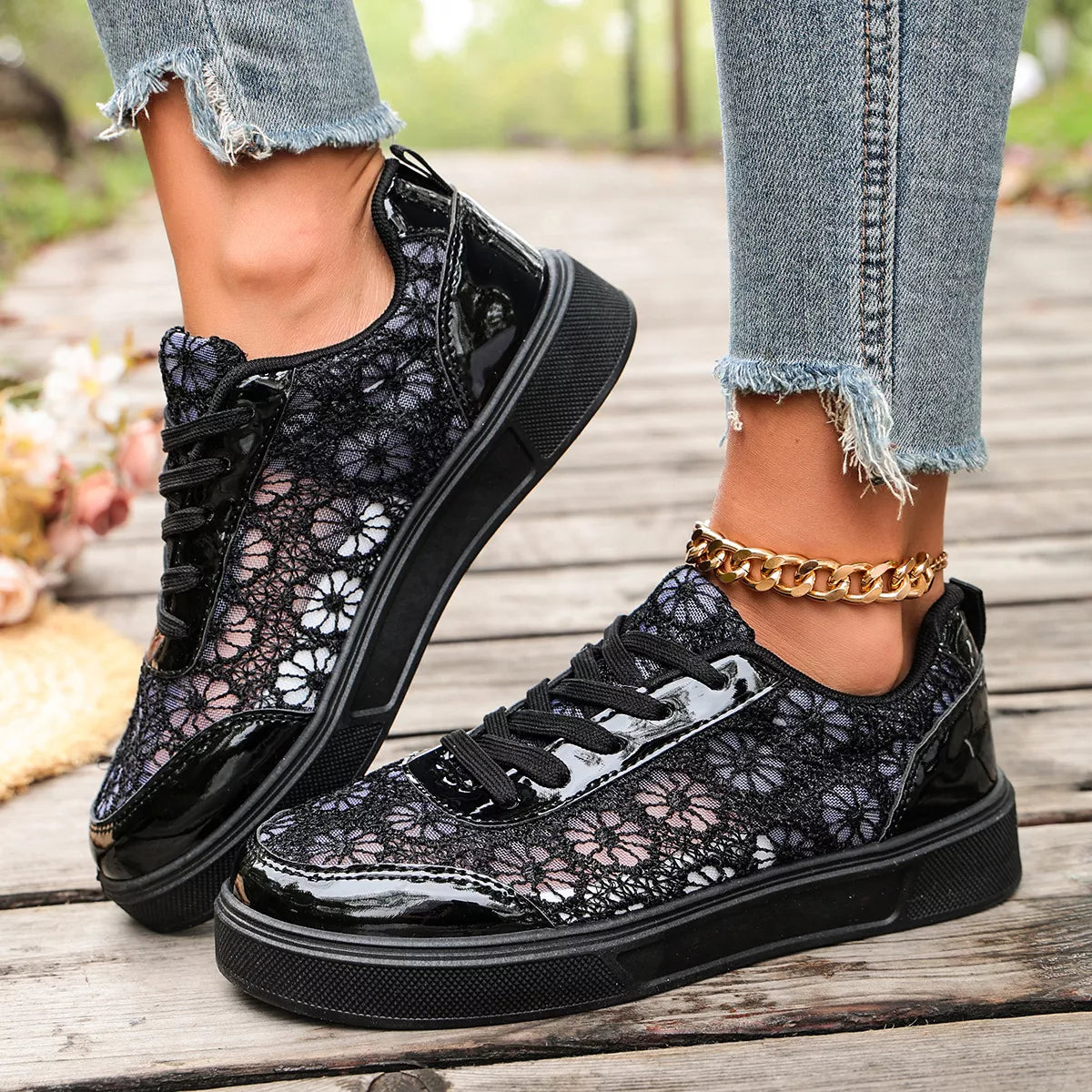 Round Toe Lace Sneakers