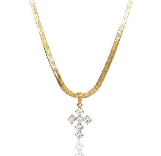 DOLCE DIAMOND CROSS PENDANT NECKLACE