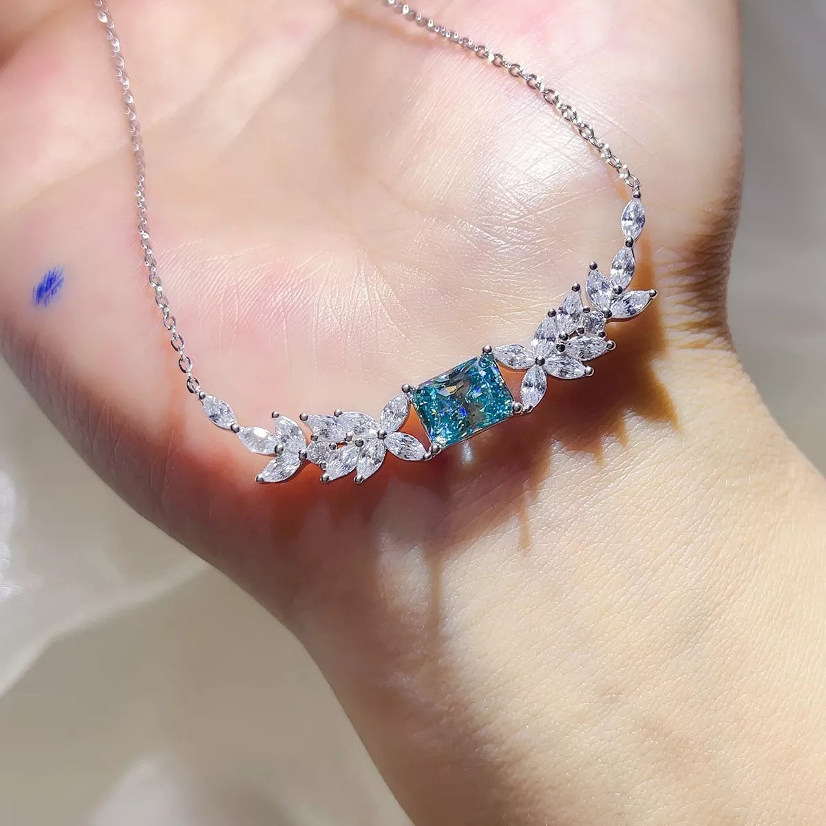 2 Carat 925 Sterling Silver Moissanite Necklace