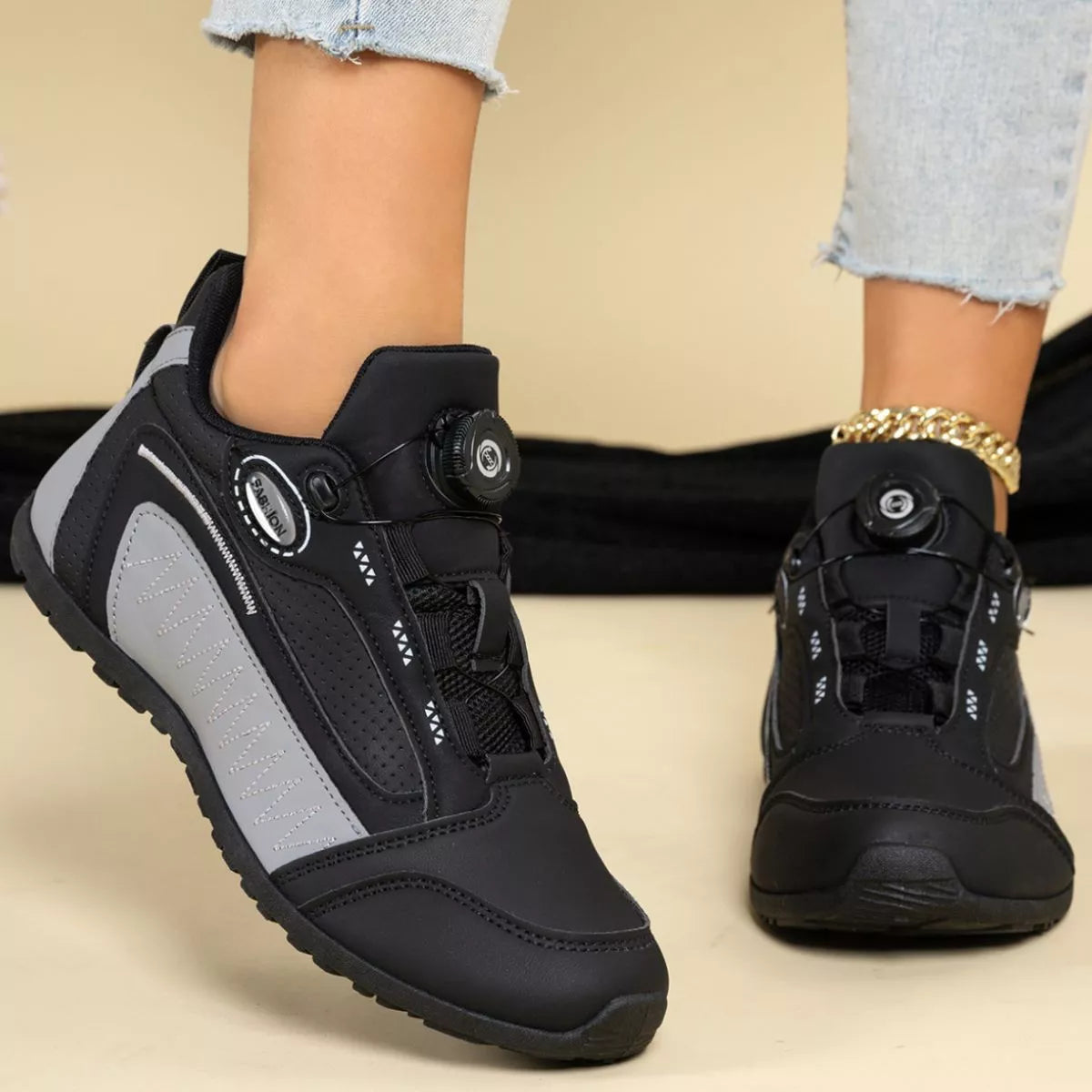 Round Toe Lace Up Sneakers