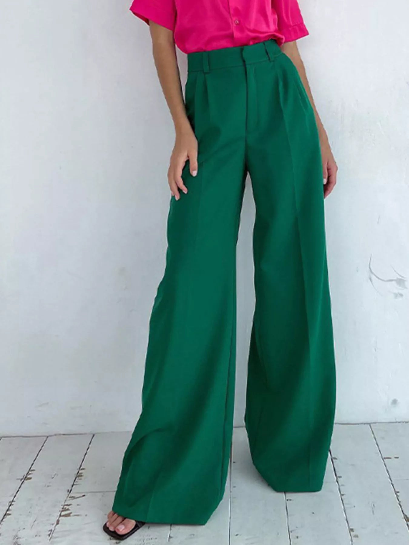 Wide Leg Pleated Pants