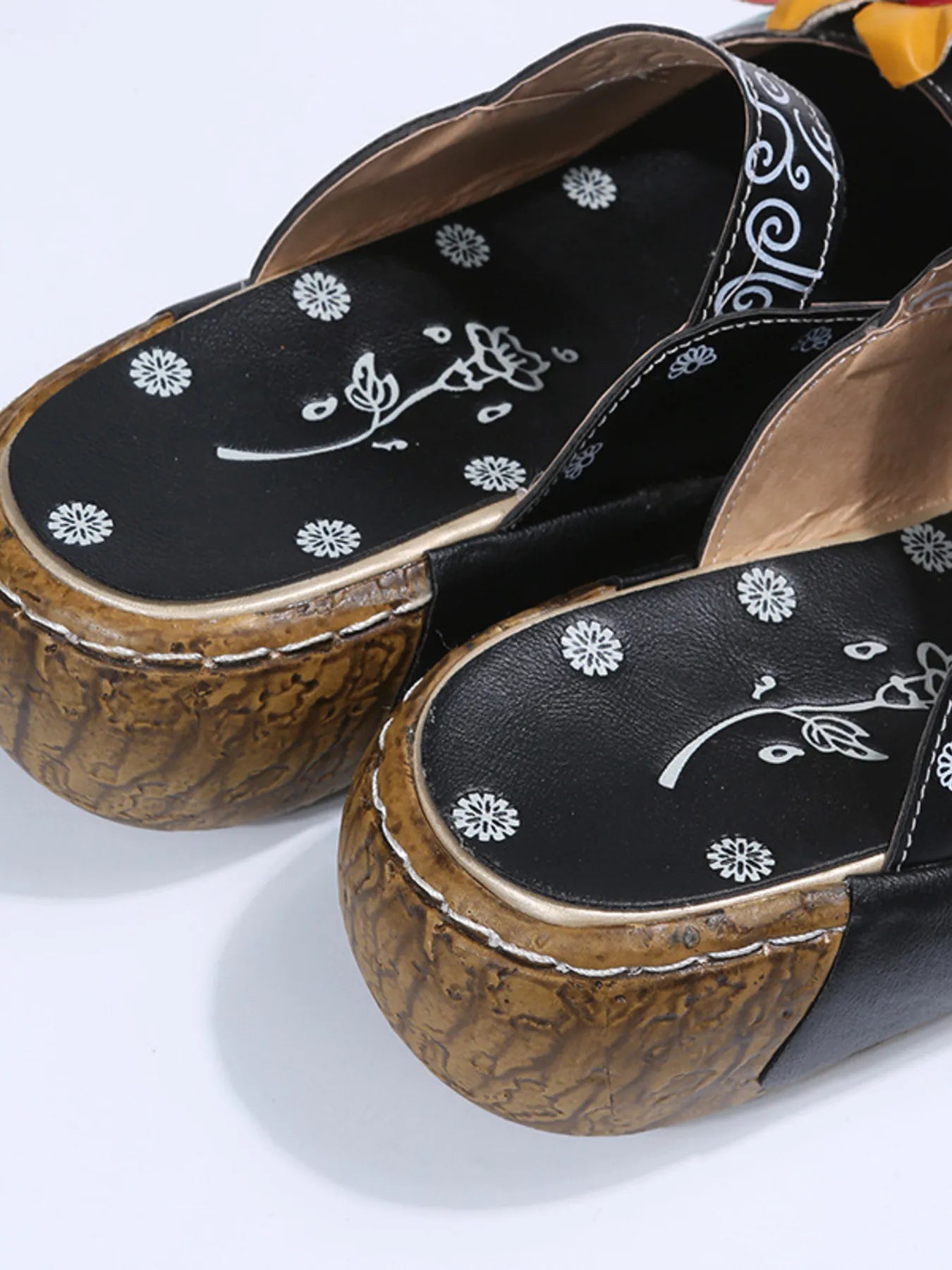 Flower Round Toe Sandals
