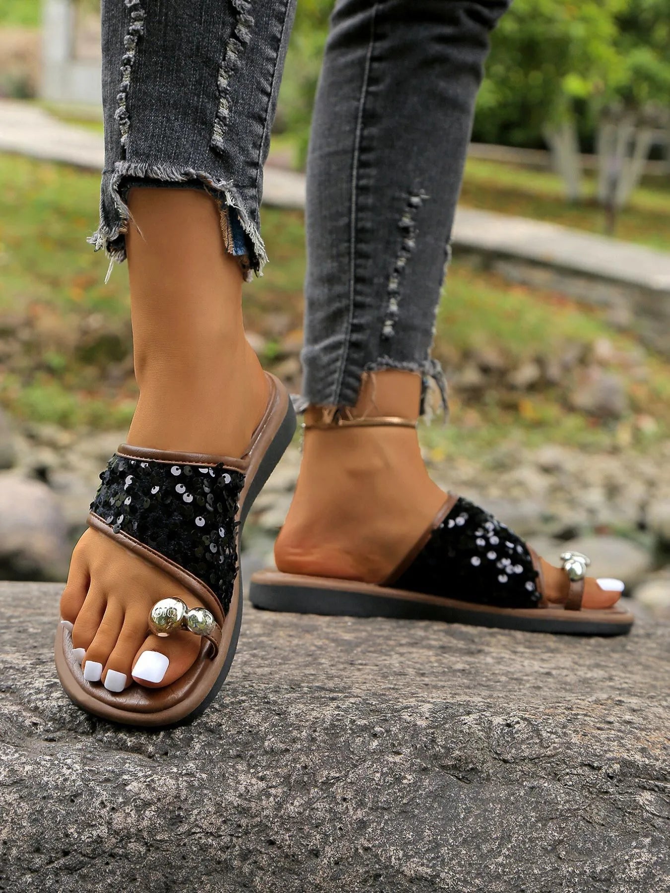 Sequin Toe Loop Flats Sandals