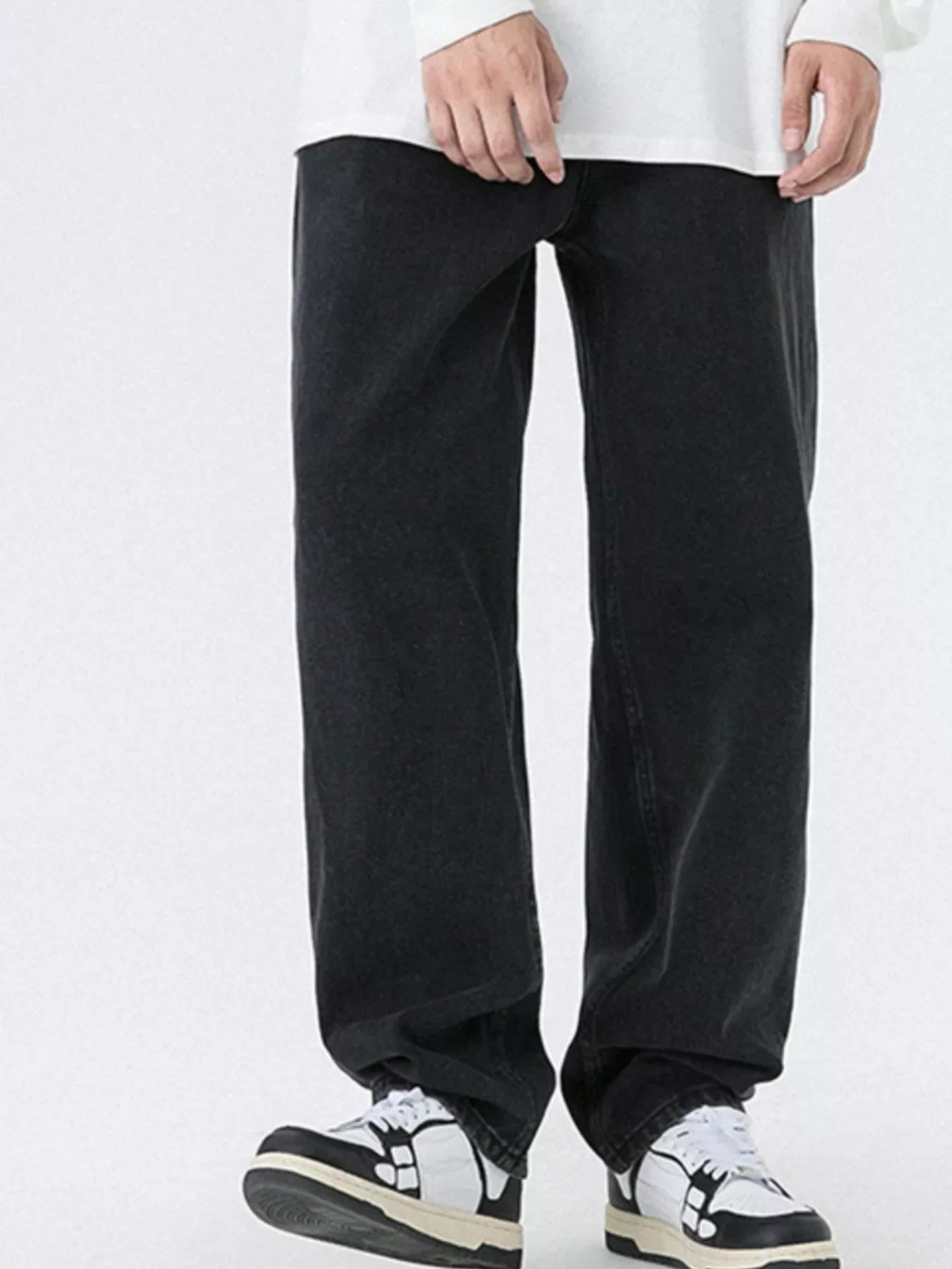 Men's Pocketed Wide Leg Jeans