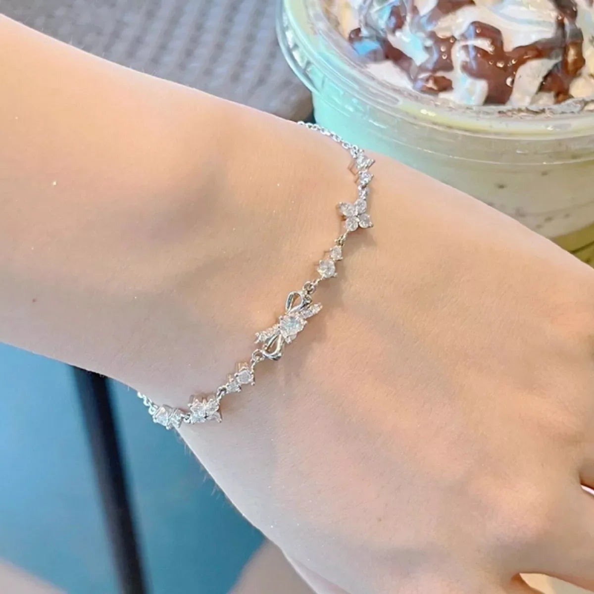 925 Sterling Silver Chain Bow Bracelet