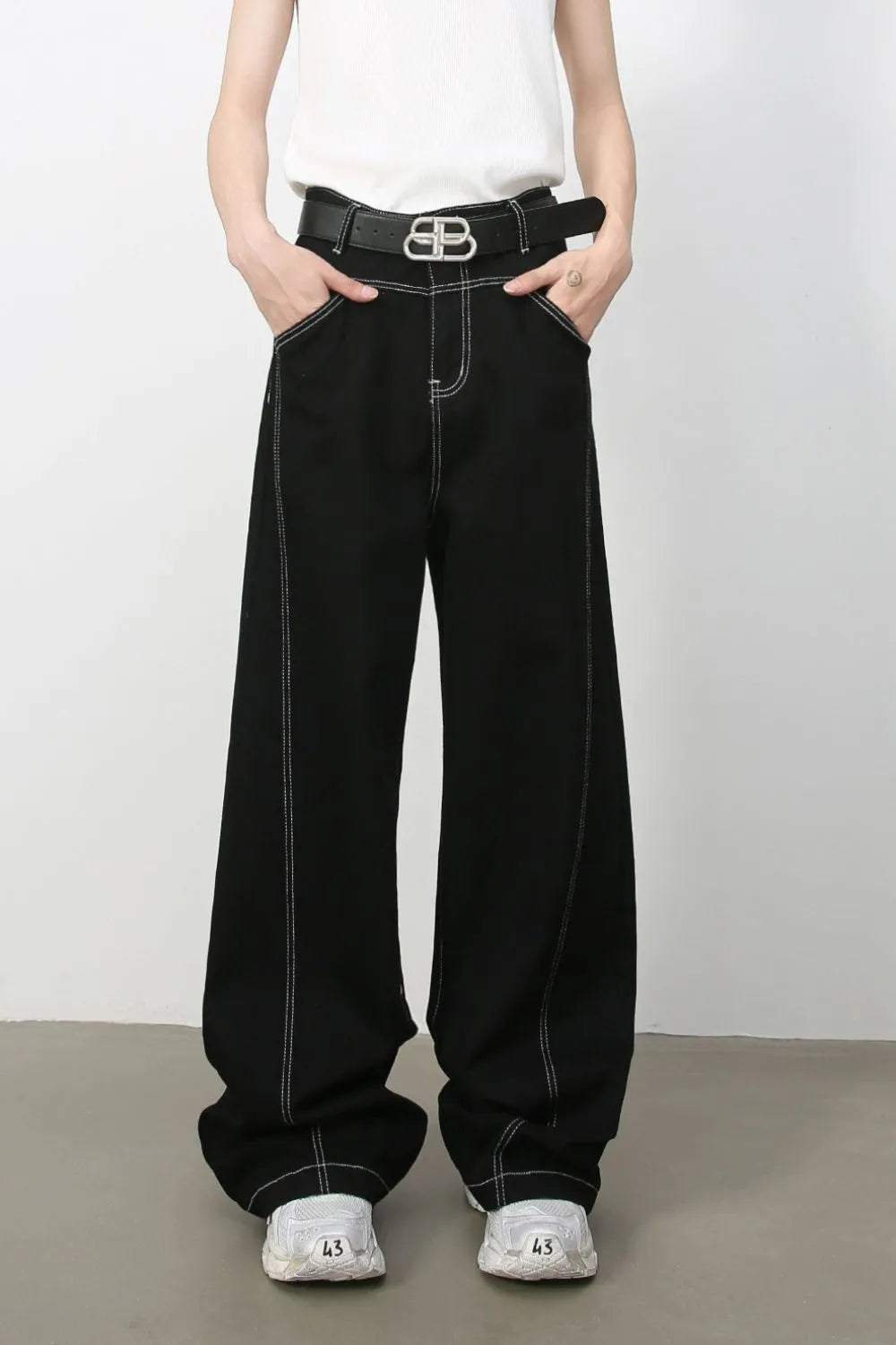 Men's Loose Fit Jeans