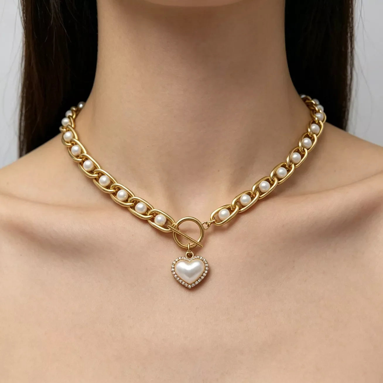 Chunky Pearl and Heart Pendant Necklace