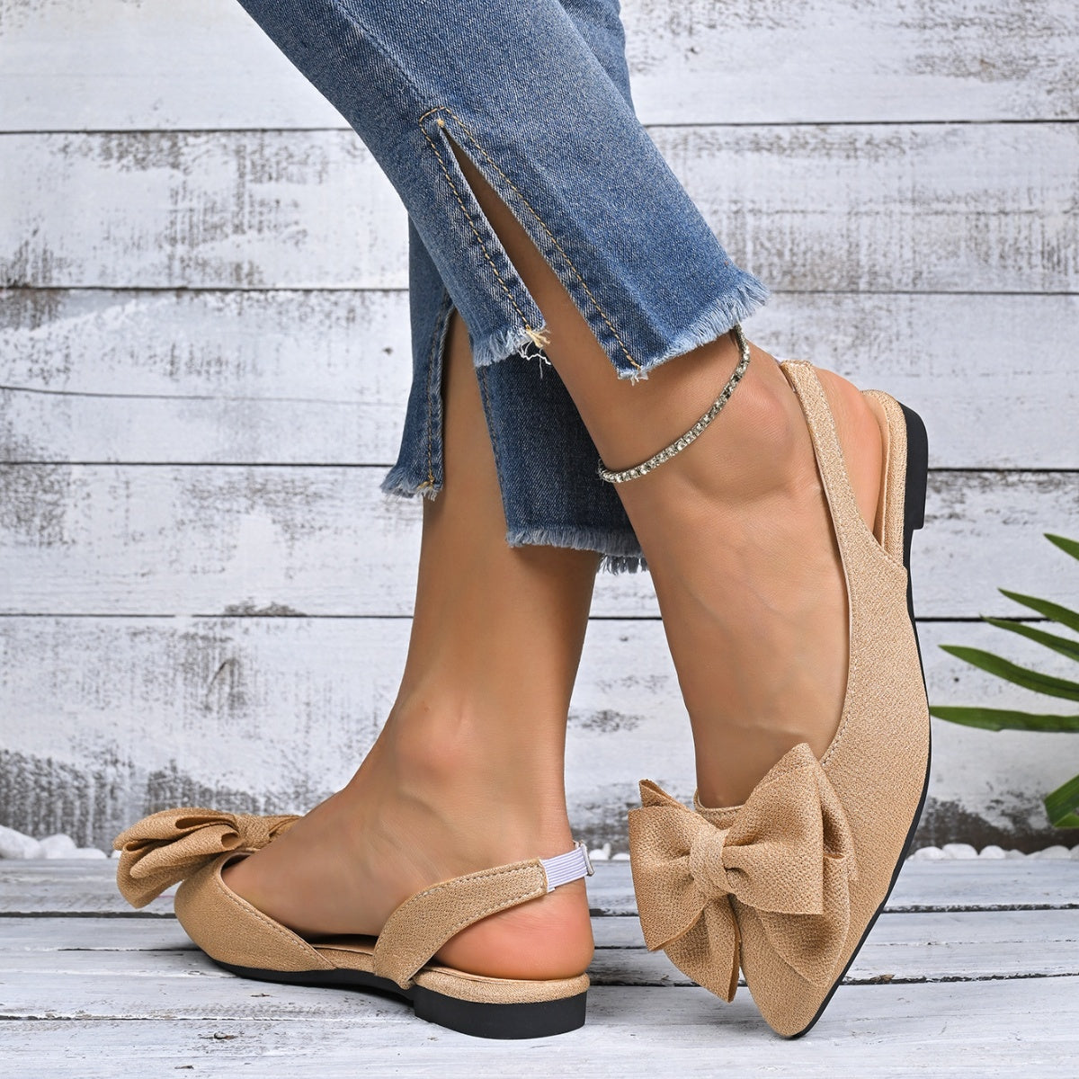 Bow Point Toe Slingback Sandals