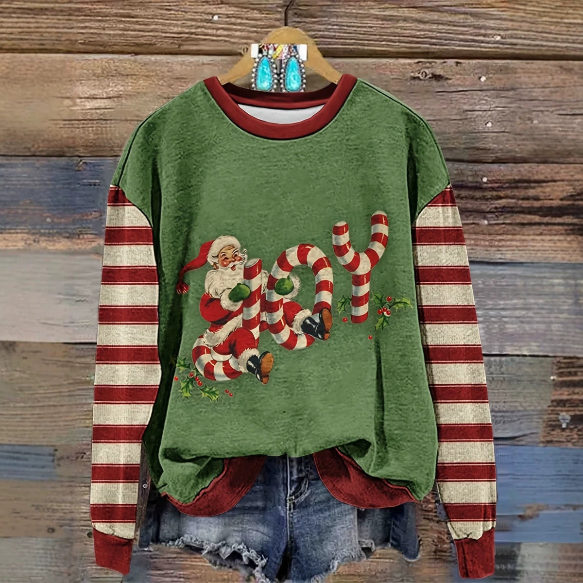 Women's Santa Graphic Crew-Neck Christmas Pullover