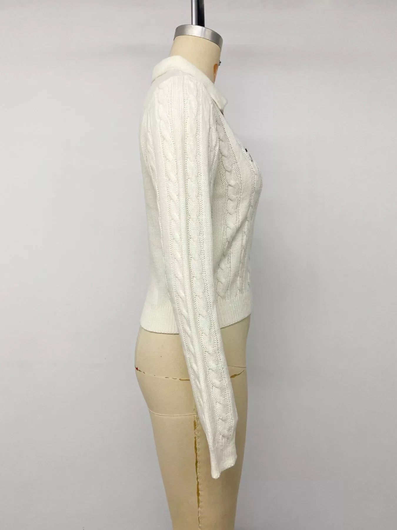 Cable Knit Long Sleeve Sweater