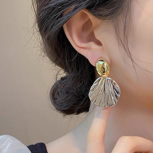 Everyday Chic Artisan Texture Drop Earrings (MAC323)