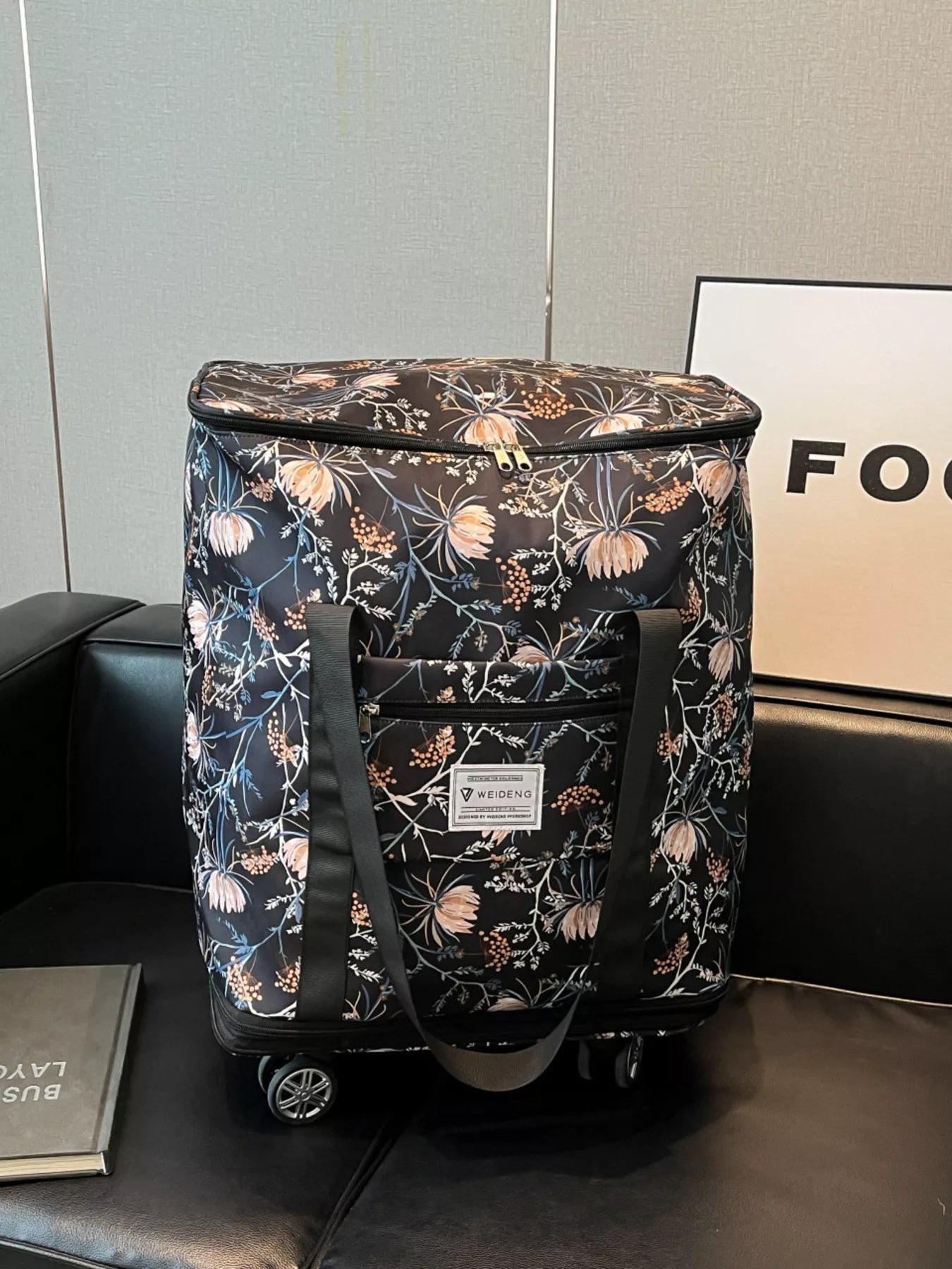 Floral Pattern Rolling Luggage Travel Bag