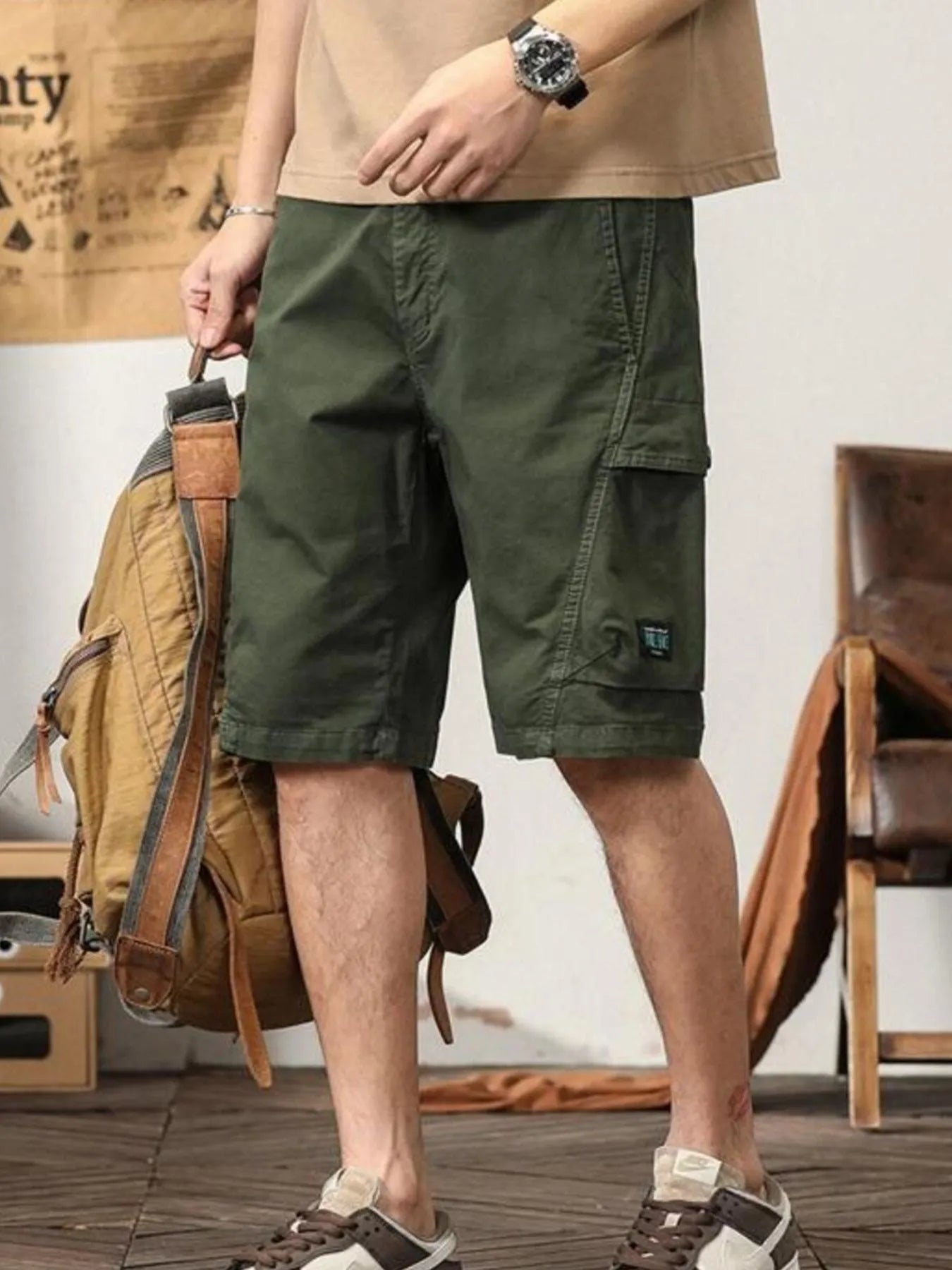 Men's Loose Fit Cargo Shorts