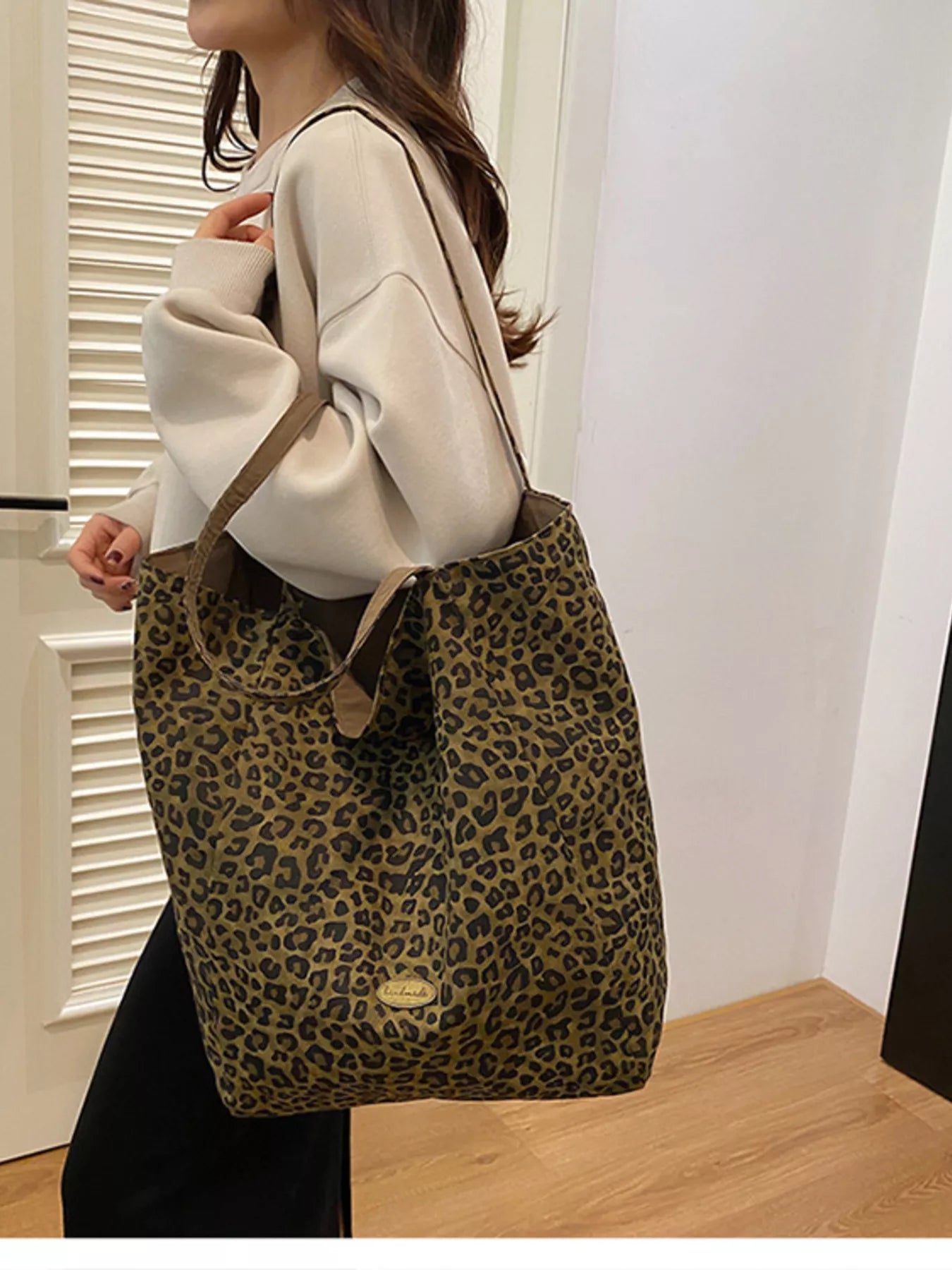 Leopard Print Casual Tote Bag