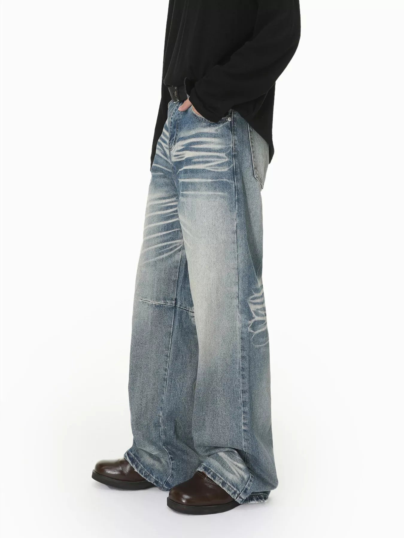 Men's Wide Leg Washed Jeans