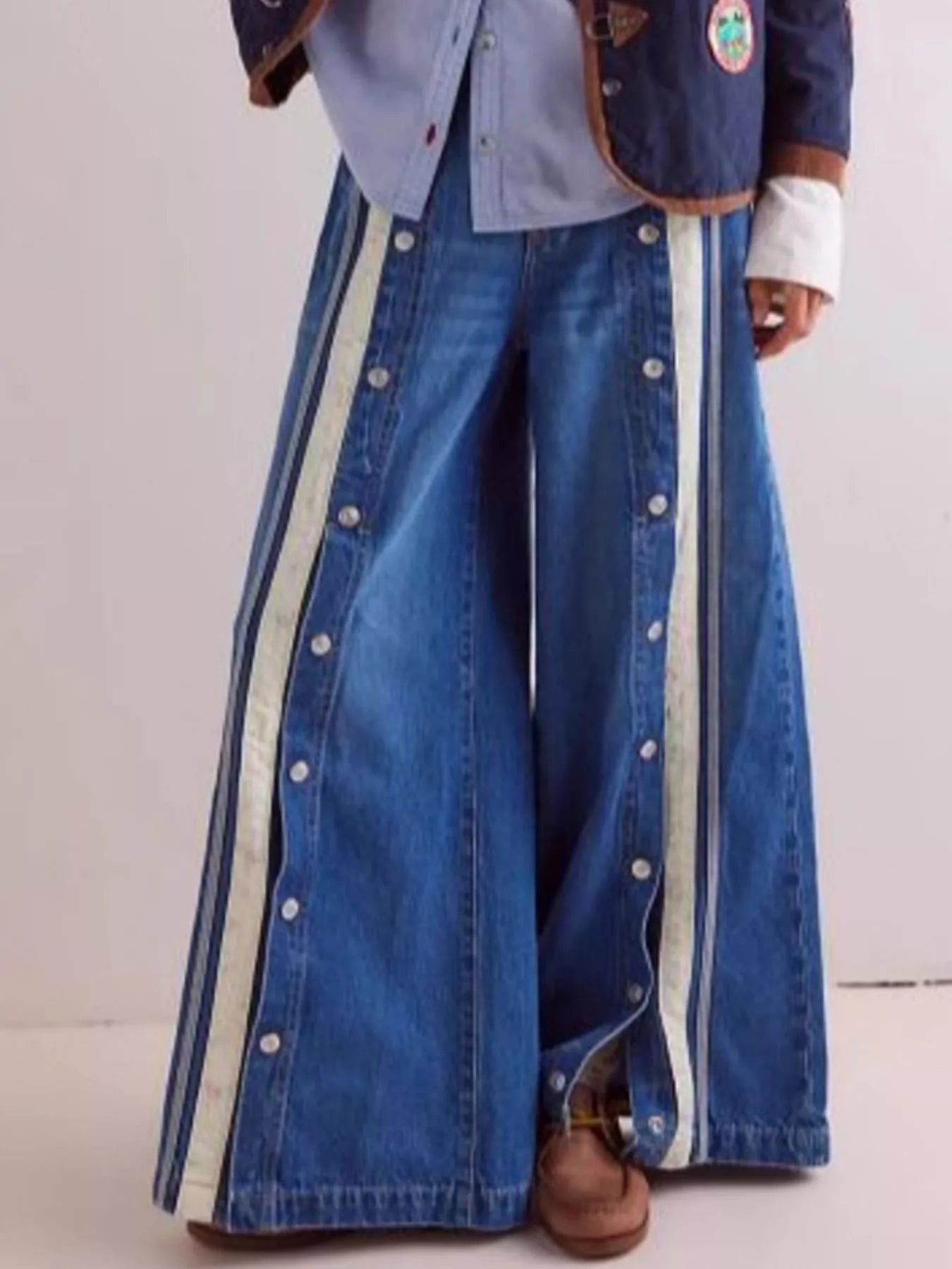 Wide-Leg Side Snap Button Jeans