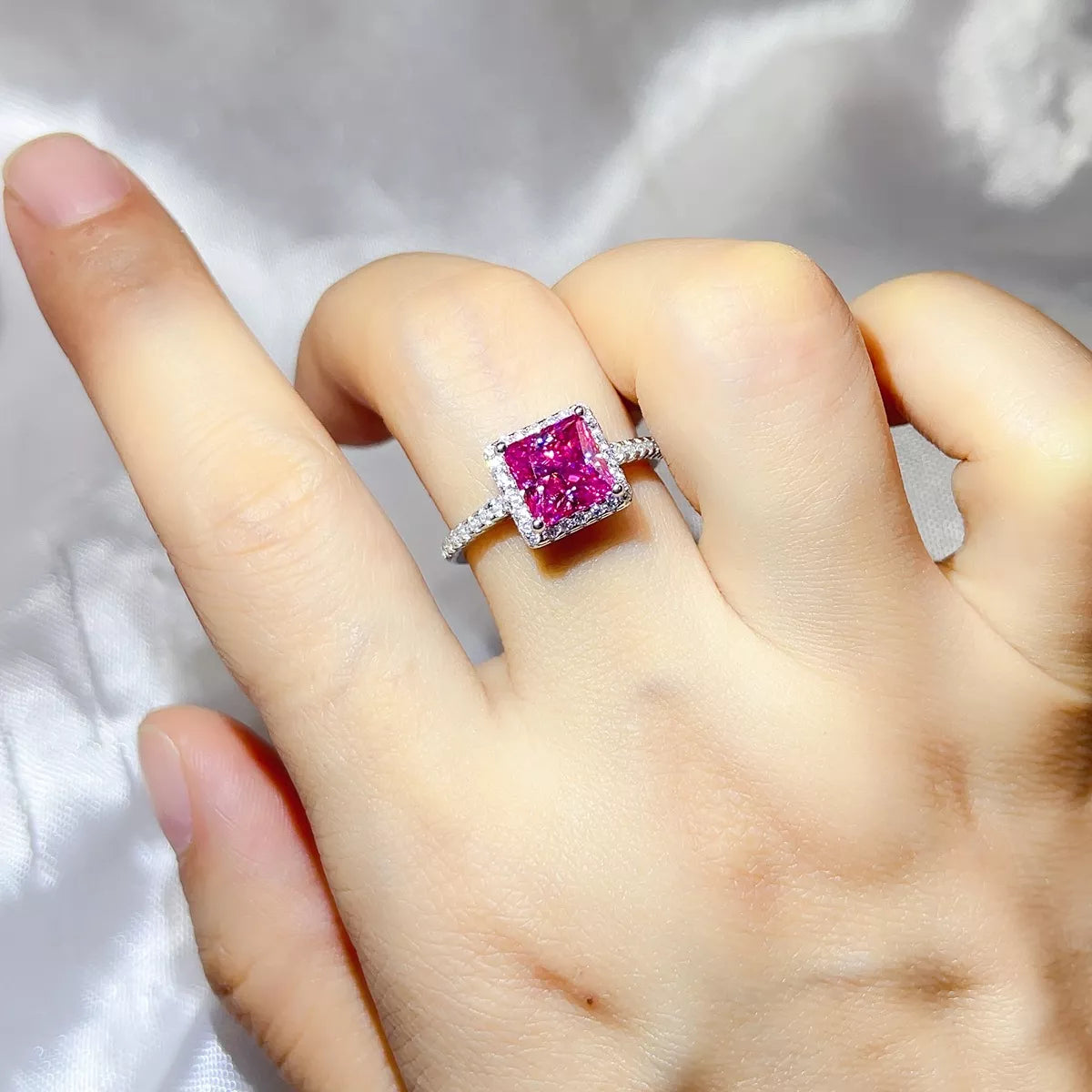 2 Carat 925 Sterling Silver Moissanite Ring