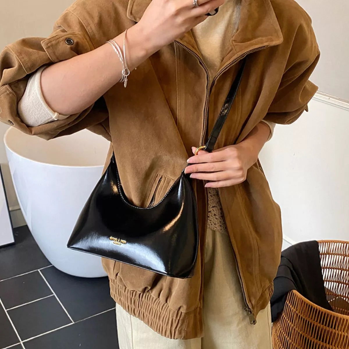 Adjustable Strap Leather Shoulder Bag