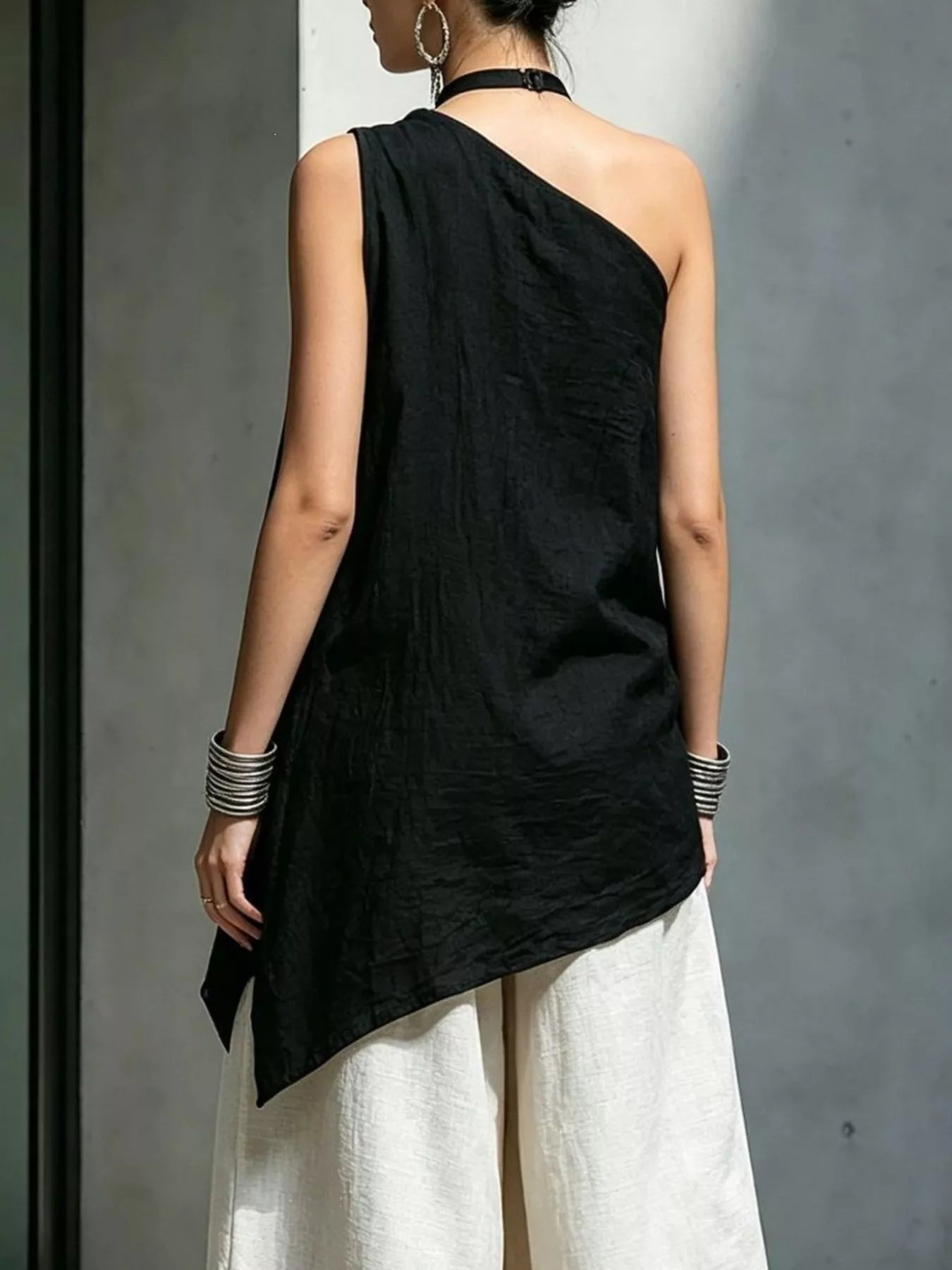 Full Size Asymmetrical One-Shoulder Sleeveless Top Plus Size