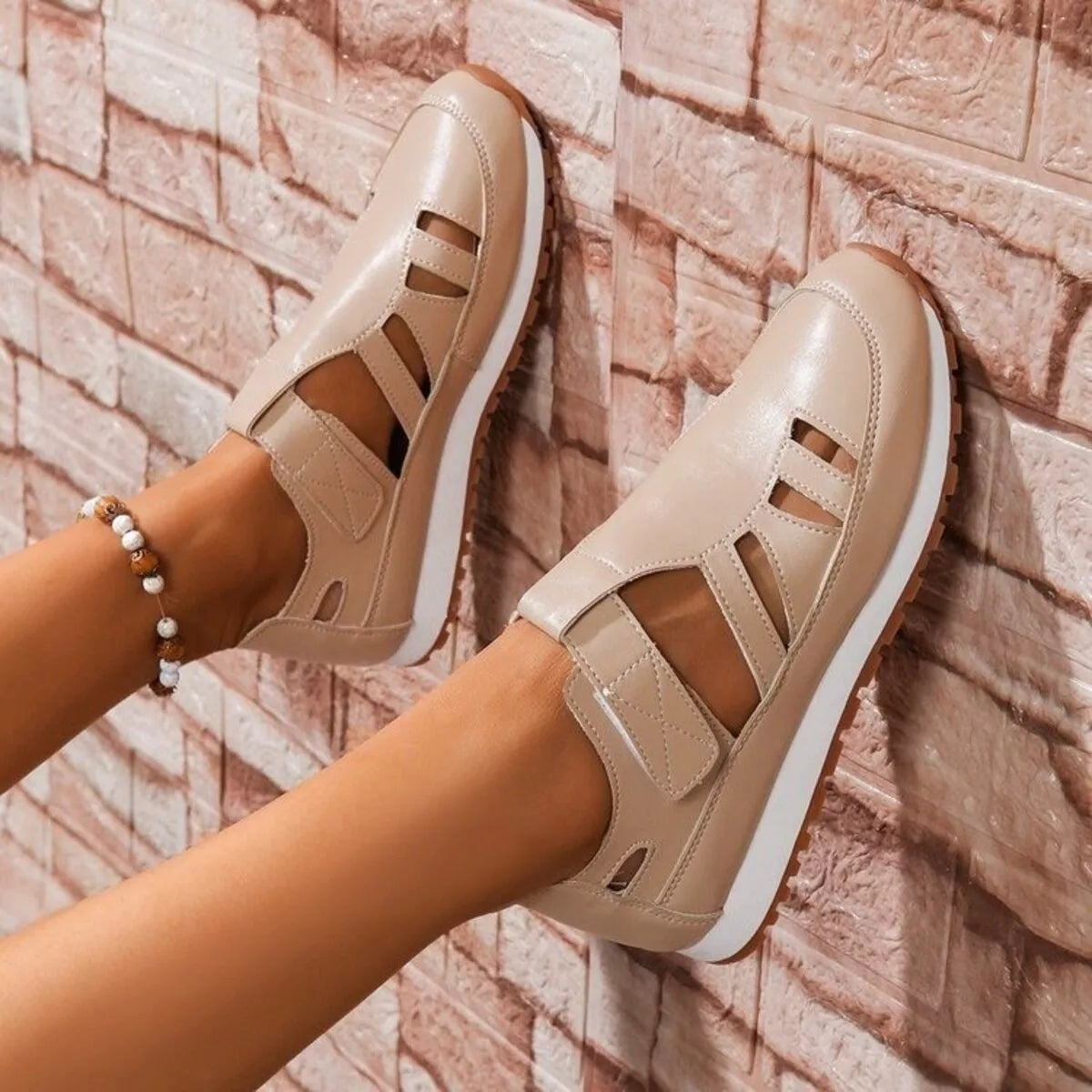 Round Toe Cutout Sandals