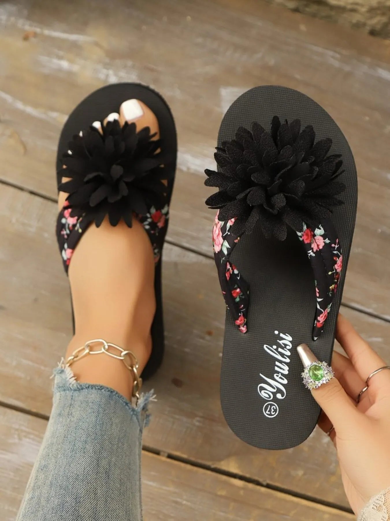 Floral Pattern Pom Pom Decorated Platform Sandals