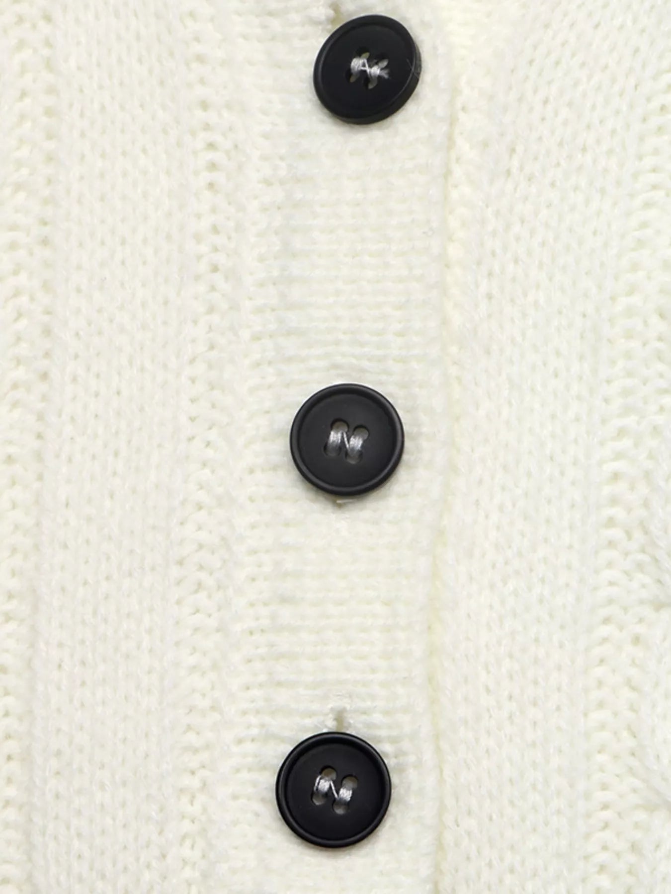 Cable Knit Long Sleeve Sweater