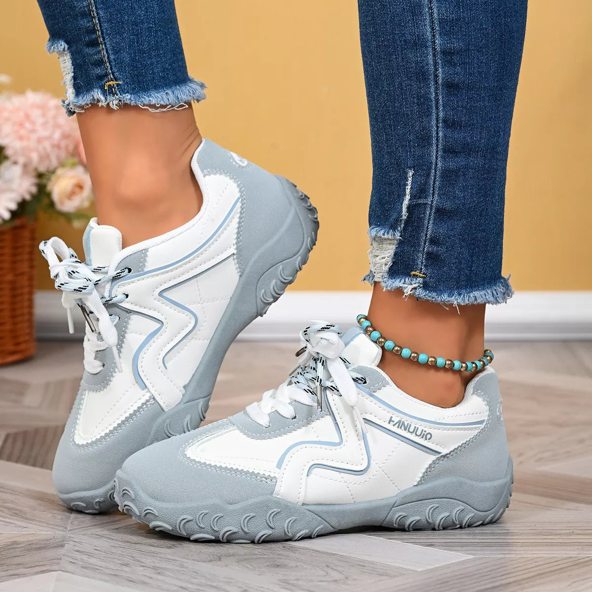 Round Toe Lace Up Sneakers