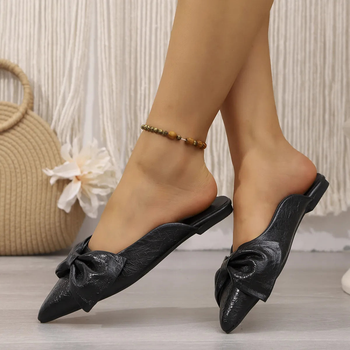 Pointed Toe Bow Sandals