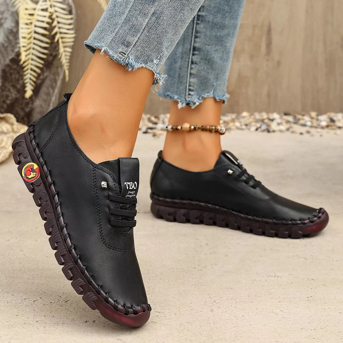 Round Toe Lace Up Sneakers