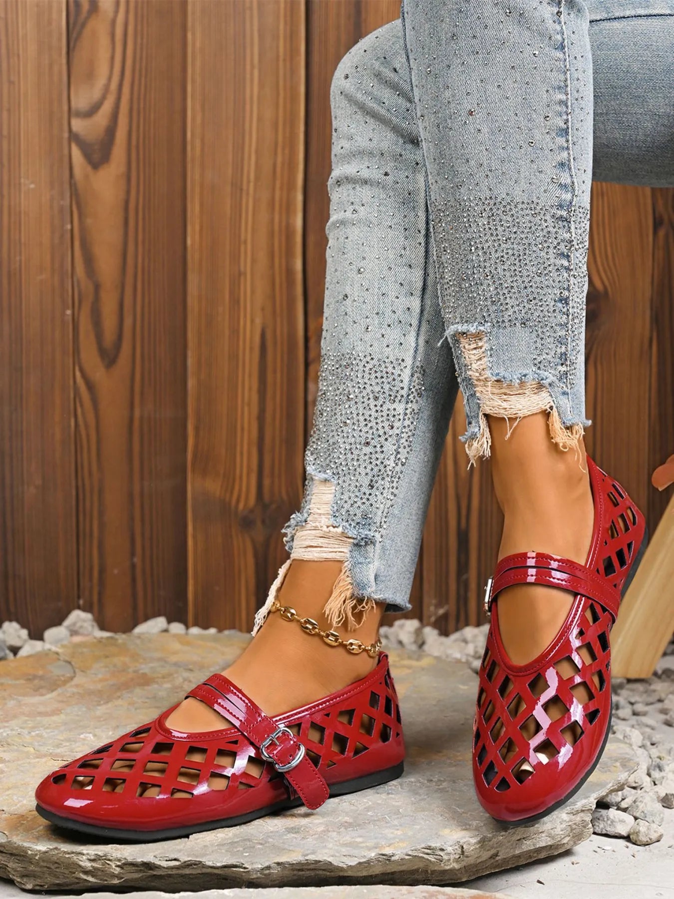 Cutout Round Toe Flats Sandals