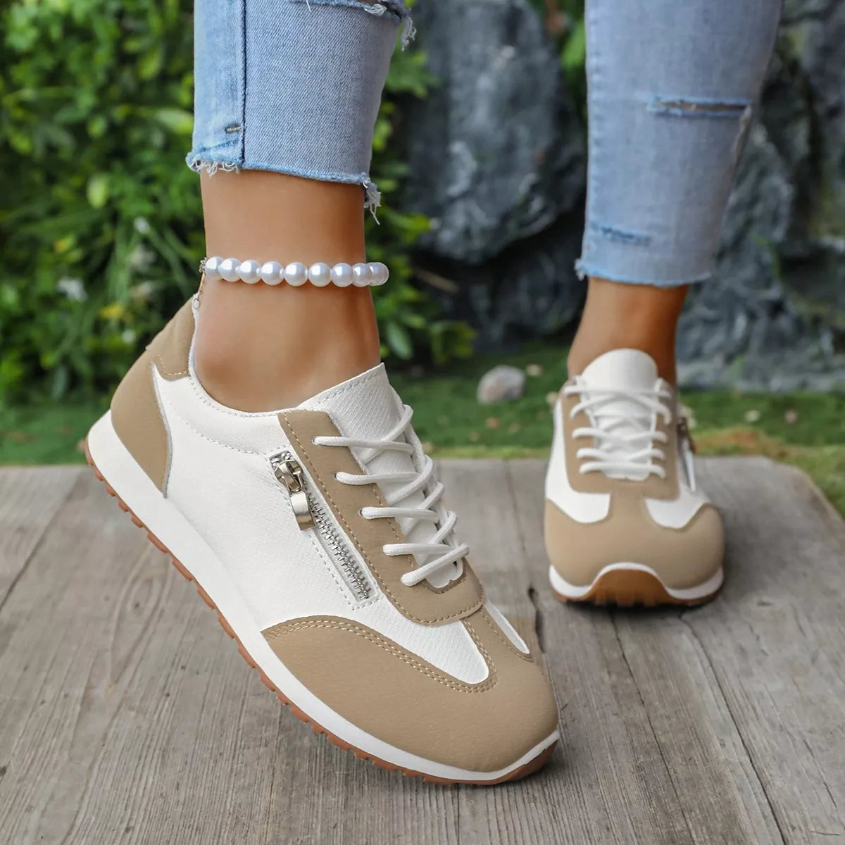 Round Toe Lace Up Sneakers