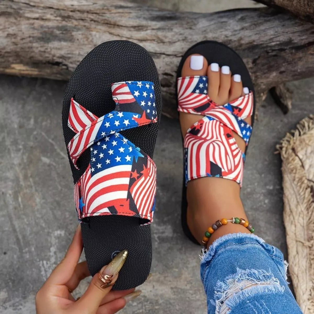 Toe Loop Flats Sandals