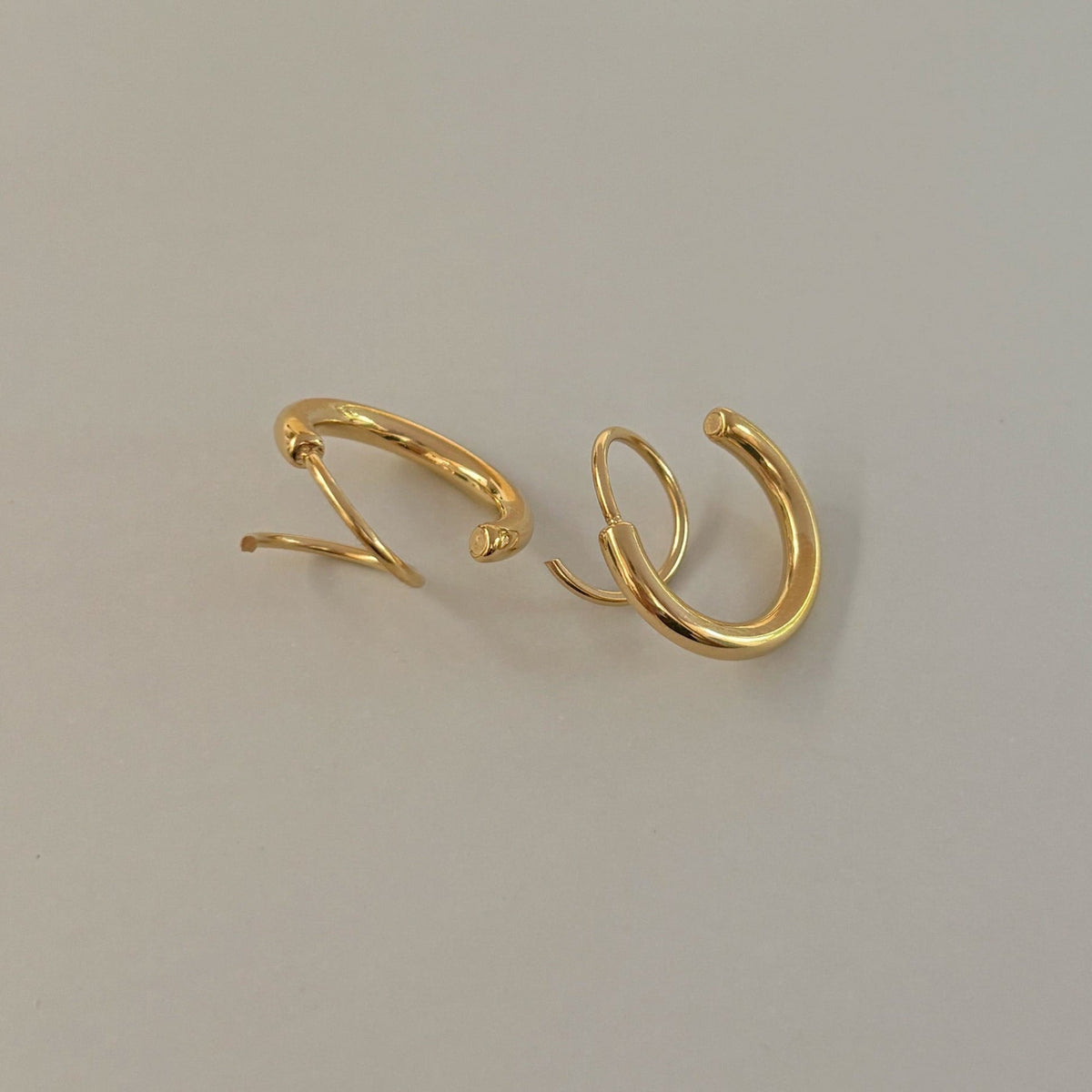 MICKY GOLD DOUBLE HUGGIE HOOP EARRINGS 2 IN 1